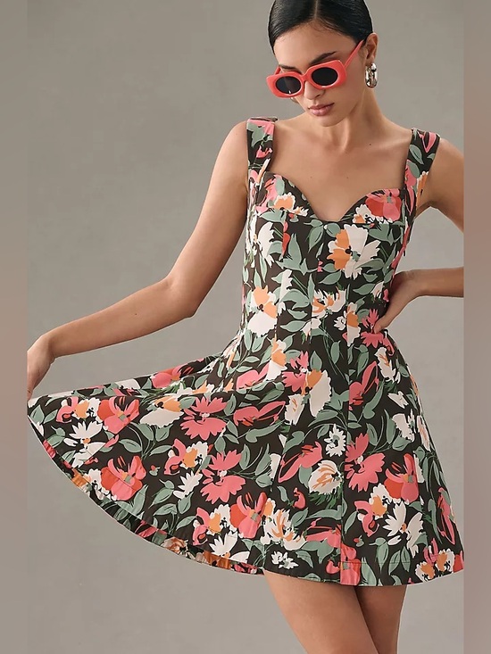 Anthropologie Dresses & Skirts - Anthropologie Sweetheart Floral Mini Dress